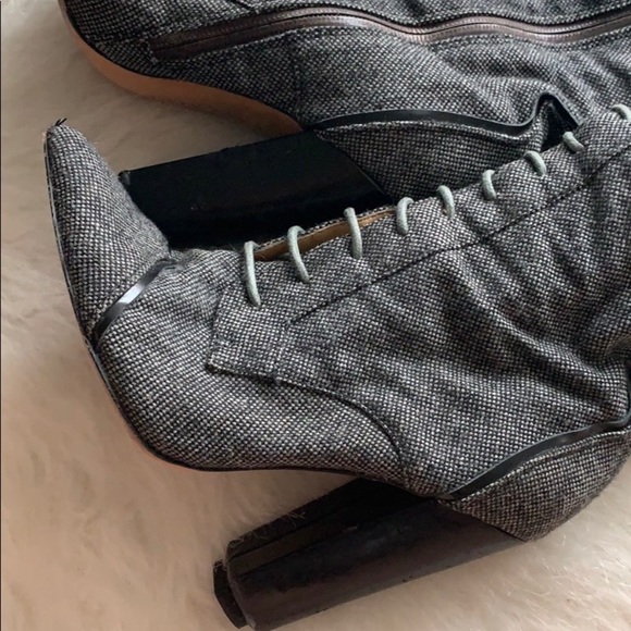 L.A.M.B. | Lace up knee high heeled boot - Picture 12 of 16